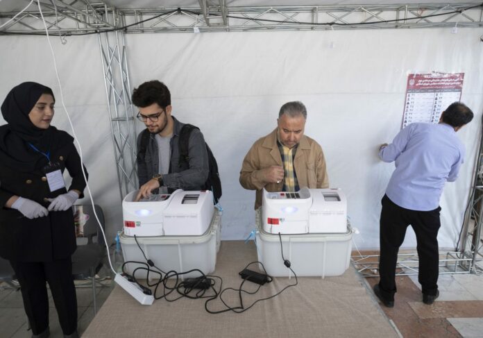 Teheran, prime elezioni parlamentari elettroniche in Iran