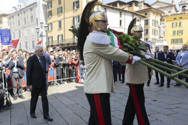50 anni fa la strage di Piazza della Loggia, Mattarella “Permane la sete di verità”