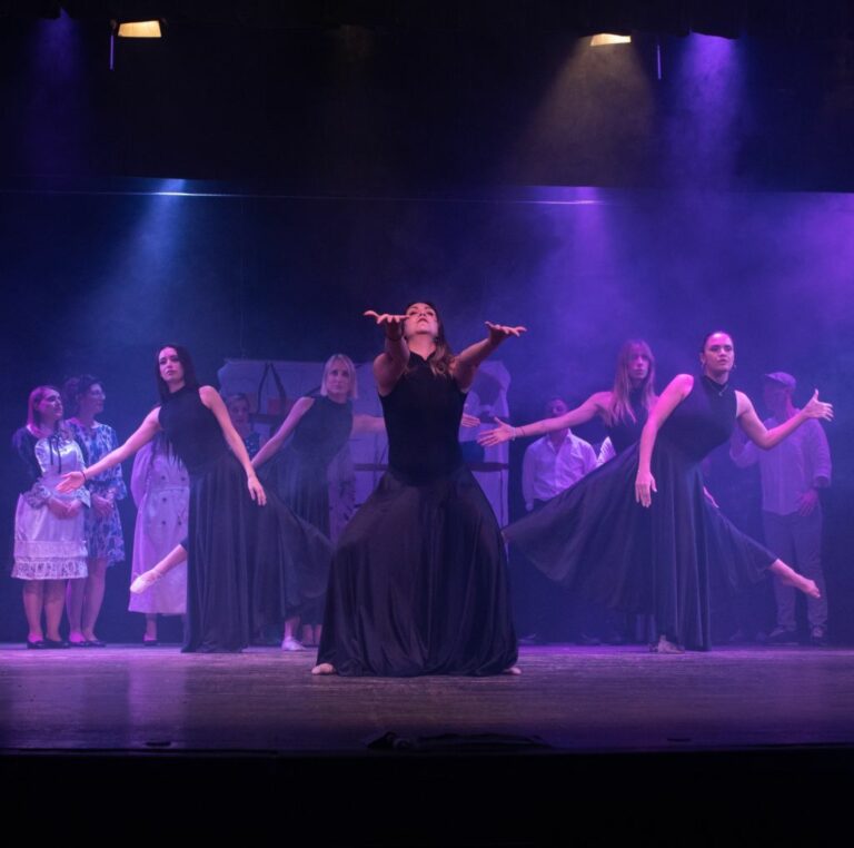 Dipendenti Istituto Besta nel musical “Mary Poppins” per beneficenza