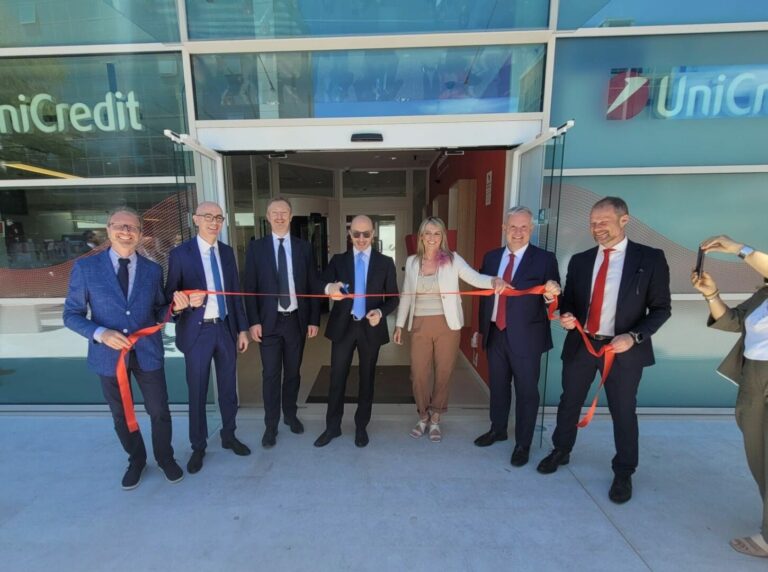 Inaugurata la nuova sede dell’Area Commerciale Unicredit di Frosinone