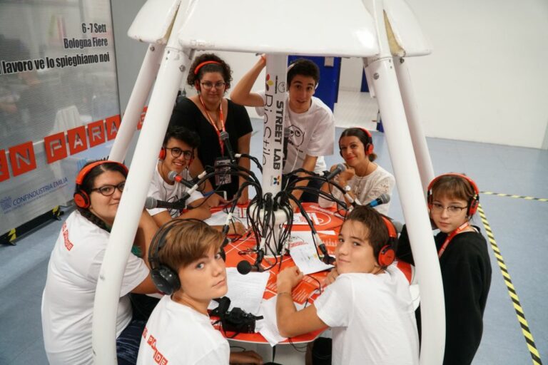 “Ti accompagno in Europa”, al via il contest di Radioimmaginaria