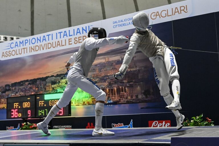 Fiamme Gialle e Fiamme Oro vincono titoli fioretto a squadre