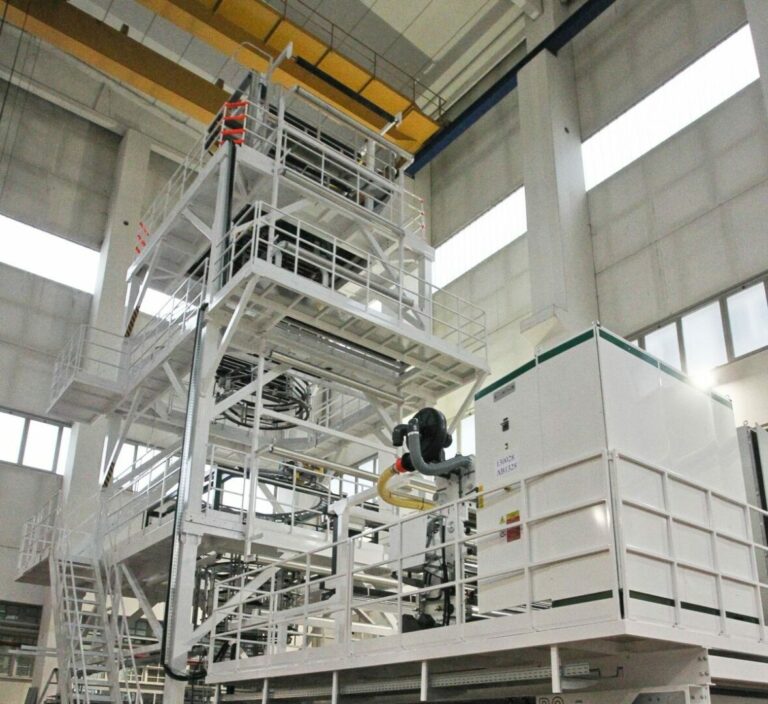 Ad aprile produzione industriale in calo