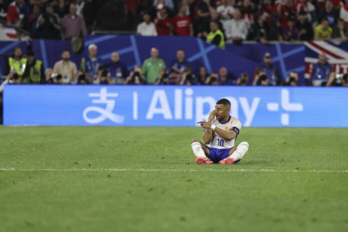 (SP)GERMANY-DUSSELDORF-FOOTBALL-EURO 2024-AUSTRIA VS FRANCE