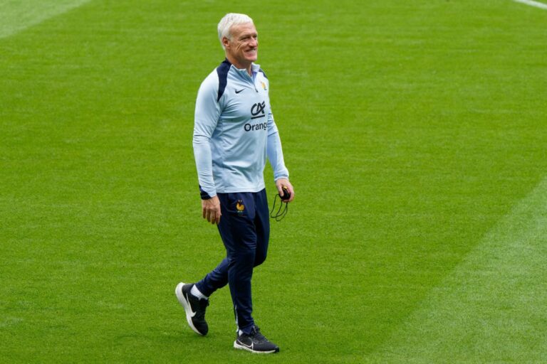 Deschamps “Mbappè sta meglio, vogliamo il primo posto”