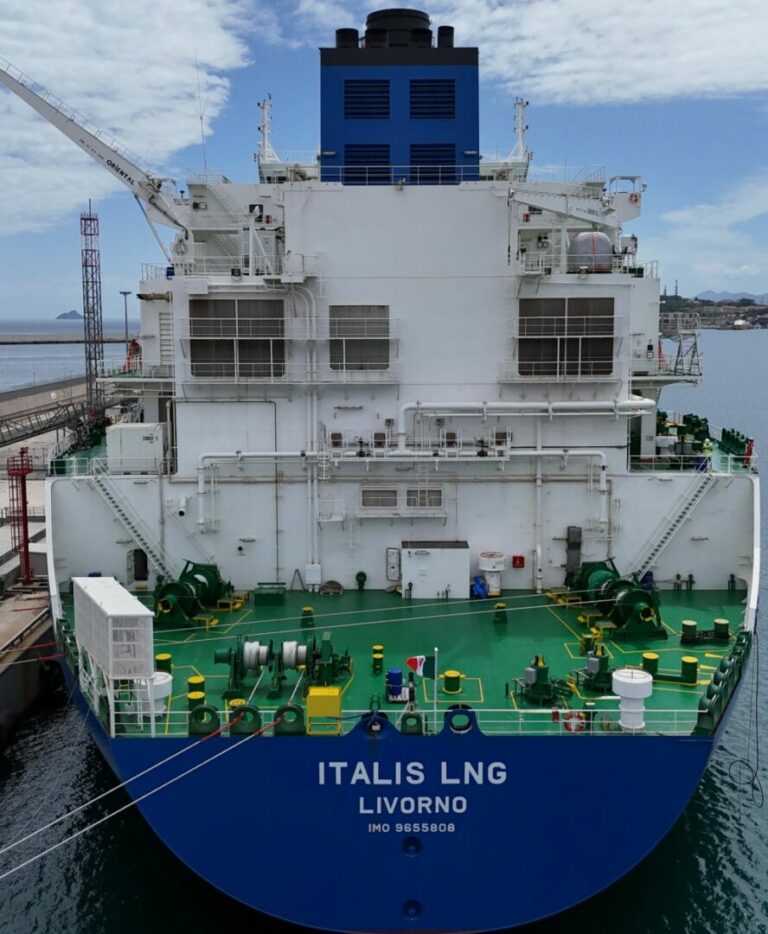Nave rigassificatrice “Golar Tundra” cambia nome e diventa “Italis Lng”
