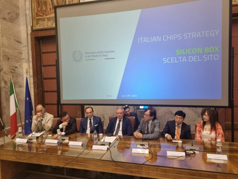 Investimento da 3,2 miliardi per produrre chiplet a Novara