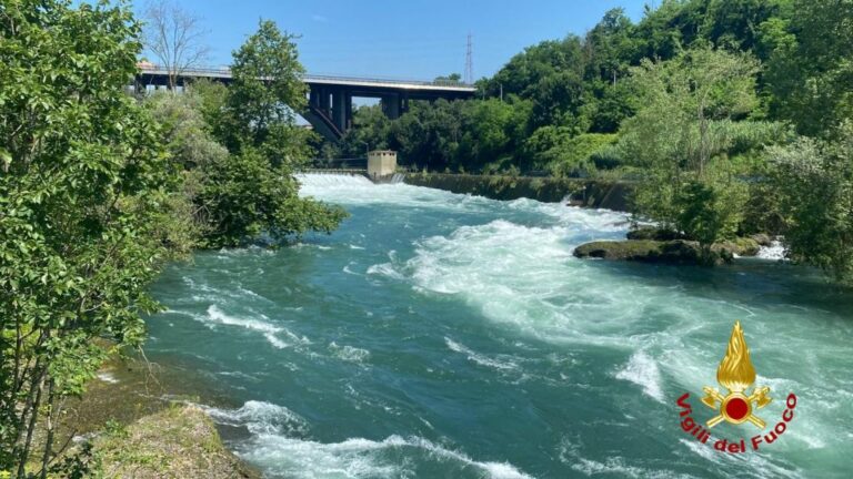 Incidenti sul lavoro, operaio cade nell’Adda. Ricerche in corso