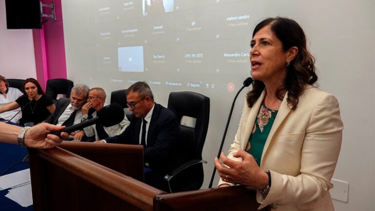 Ospedale di Nuoro, Todde “Convocare conferenza sociosanitaria”