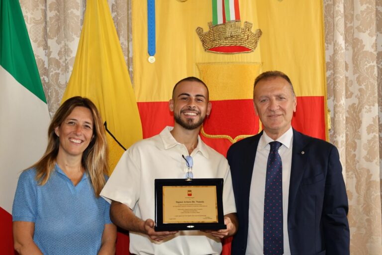 E’ di Napoli il giovane acconciatore più bravo d’Italia