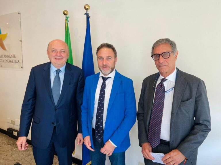 Rigassificatore, Piana “Eventuale nuovo commissario dopo il riesame”