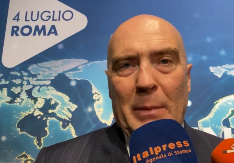 Italia leader Ue della farmaceutica, Cattani “Ora governance moderna”