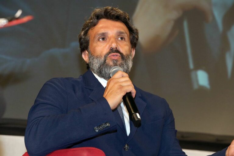 Palinsesti La7, Flavio Insinna è la novità