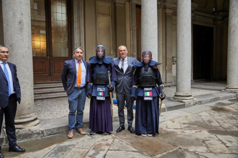 Milano, Metro 5 è partner dei campionati del mondo di Kendo 2024