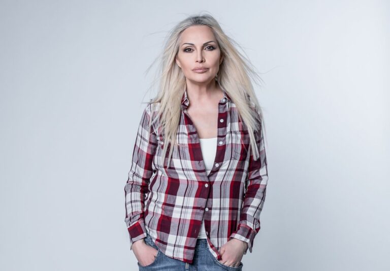 “Voce Sorgente”, il nuovo spettacolo live di Anna Oxa