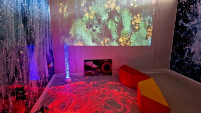 Napoli, al Cto nasce “Cur’Arti” il primo museo ambulatorio d’Italia