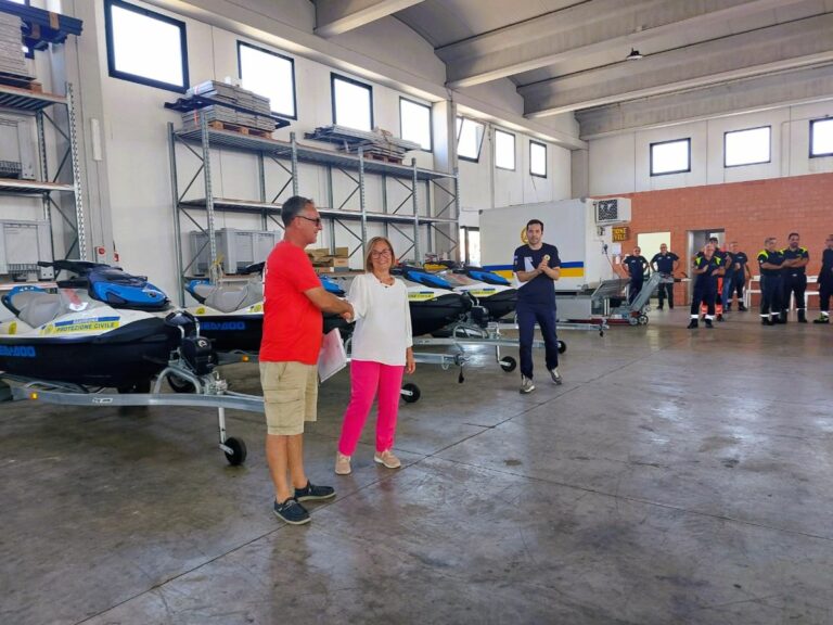 Consegnate nuove moto d’acqua e gommoni a Odv di Protezione civile