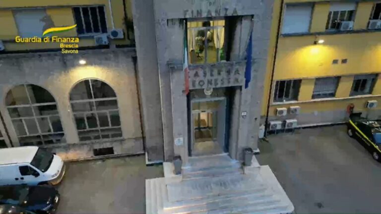 Brescia, frode delle mascherine. Sequestro di oltre 35 milioni di euro