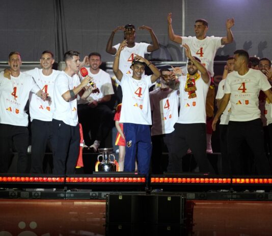 Ben sei giocatori della Spagna nel team Uefa del torneo