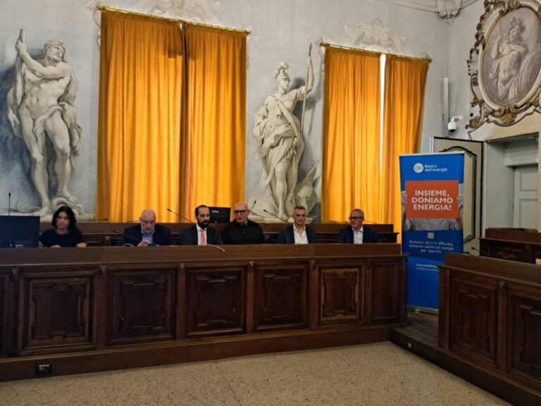 Pavia, pagamento delle bollette e formazione per famiglie vulnerabili