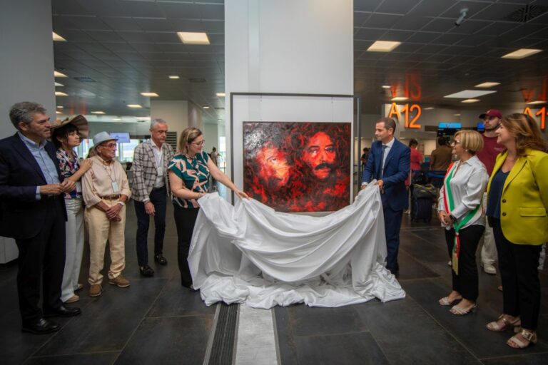 Via D’Amelio, all’aeroporto di Palermo svelata opera “Dei di Lava”