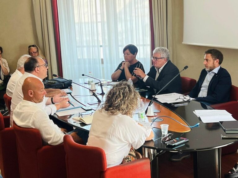 Trasporti, incontro in Regione Liguria con i sindacati del tpl gomma