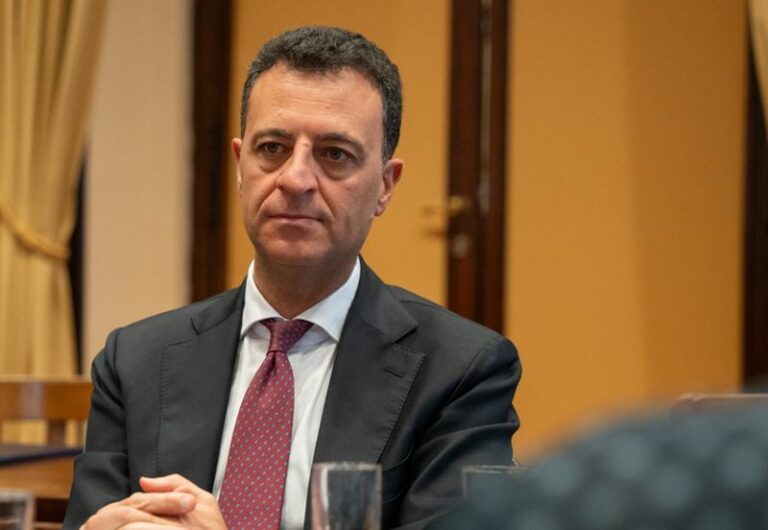 Cybersicurezza, Minardo “Schermo blu simbolo della nostra debolezza”