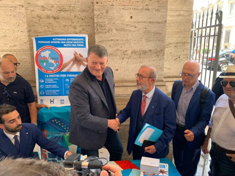 Uil Pensionati lancia raccolta firme contro l’autonomia differenziata