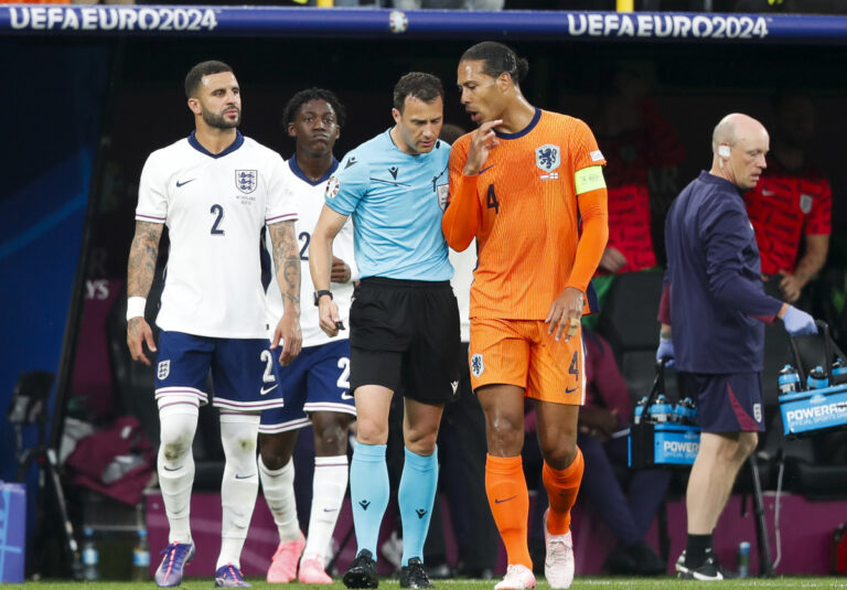 Anche nel torneo olimpico di calcio la norma “Arbitri-capitani”