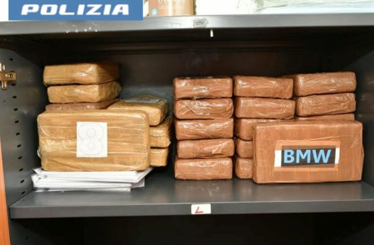 Sequestrato a Roma oltre un quintale di droga, 9 arrestati