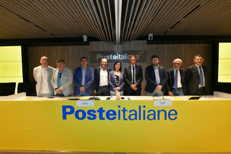 Poste Italiane, rinnovato il contratto collettivo nazionale di lavoro