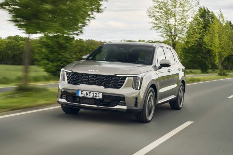 Arriva nelle concessionarie gamma elettrificata di Kia Sorento