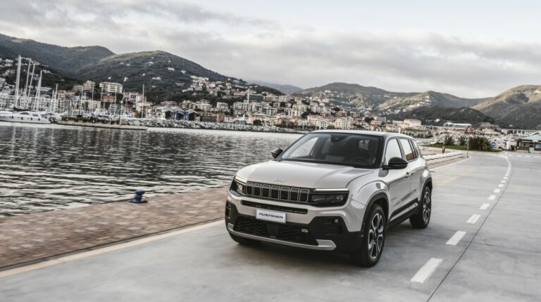 Jeep avenger sempre leader tra i Suv in Italia