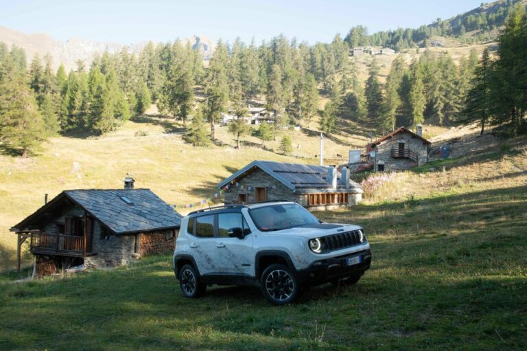 Jeep partner tecnico di “Fiore mio”, primo film di Paolo Cognetti