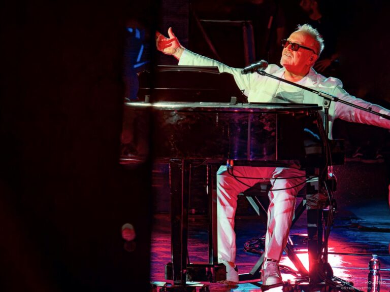 Umberto Tozzi con “L’ultima notte rosa the final tour” in 4 continenti