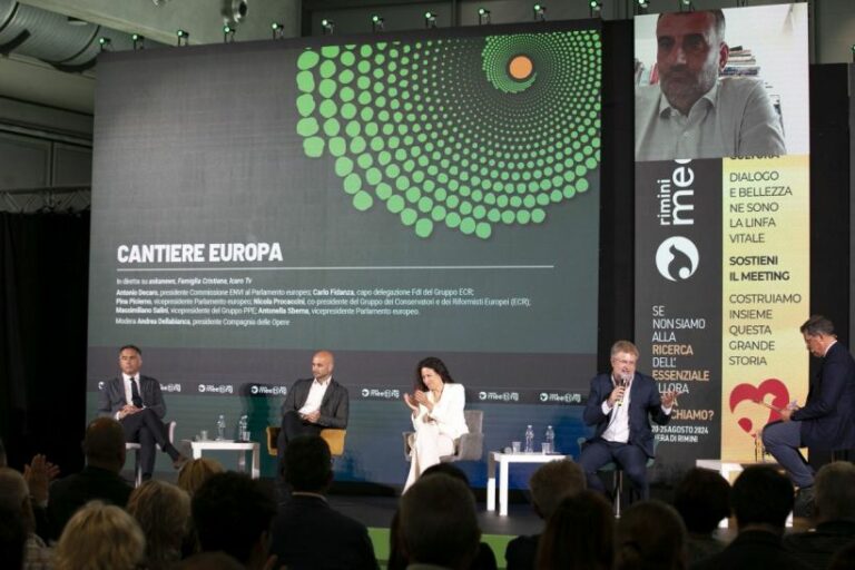 لقاء ريميني يستعرض مستقبل أوروبا بين الوحدة والتنوع