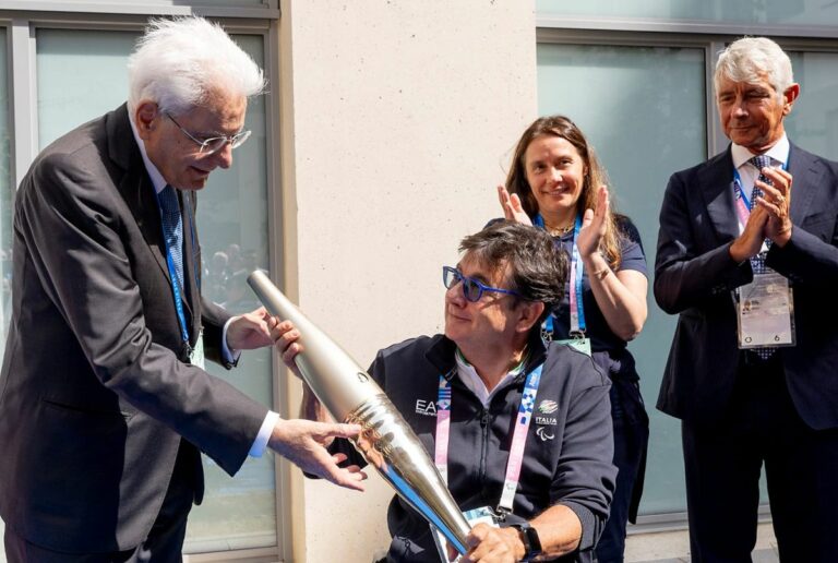 Mattarella agli azzurri “Grazie per rappresentare Italia”