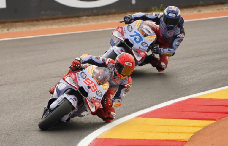 Ad Aragon Marc Marquez in pole, a ruota Acosta e Bagnaia