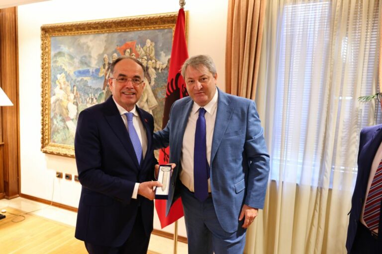 Molise, Roberti incontra a Tirana presidente Albania Begaj
