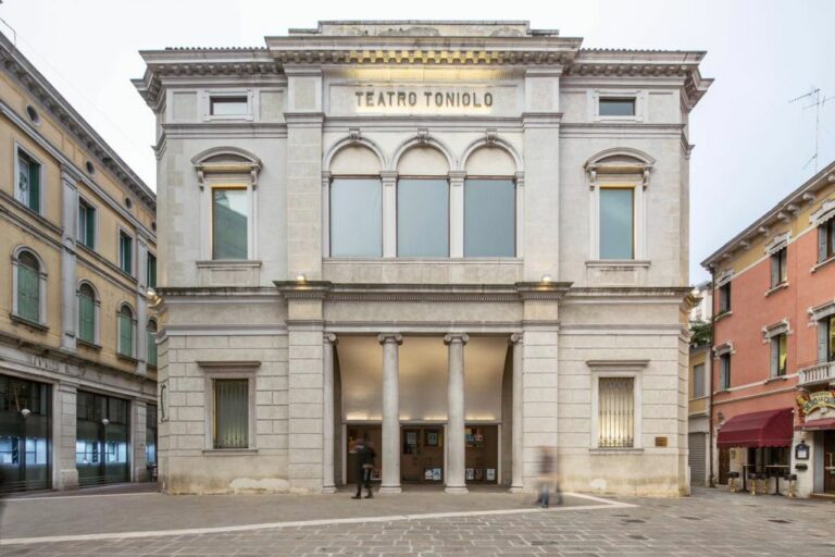 Teatro Toniolo, al via la campagna abbonamenti 2024-25