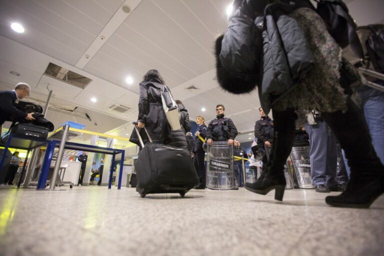 Agosto da record per l’aeroporto di Cagliari, quasi 650mila passeggeri
