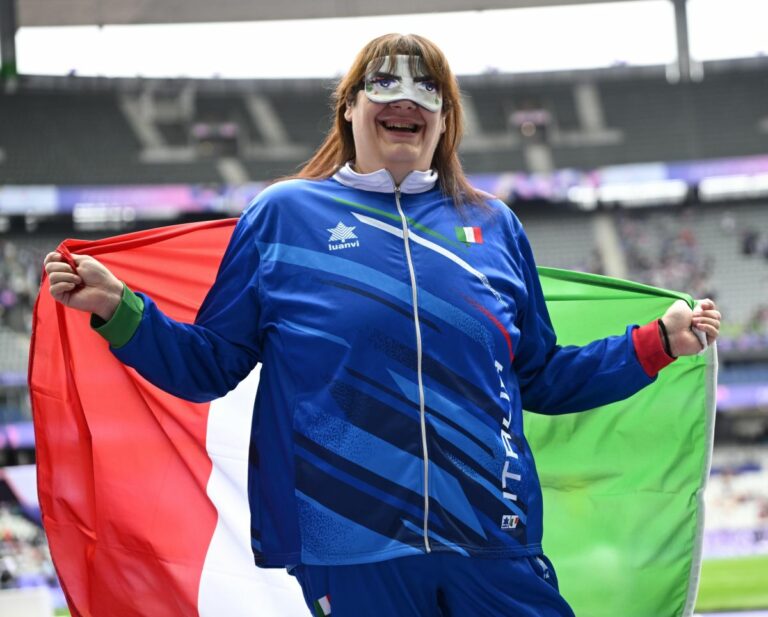 Assunta Legnante argento nel disco F11