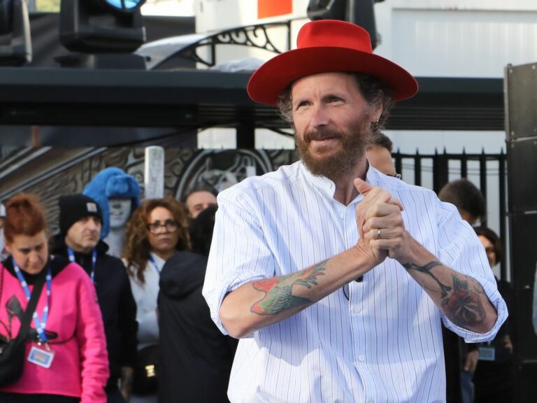 Jovanotti a Parigi per Bebe Vio “E’ pazzesca”