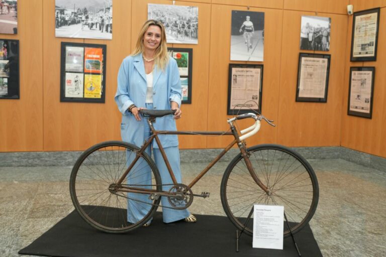 Ciclismo, la “Tre Valli Varesine” in mostra a Palazzo Lombardia