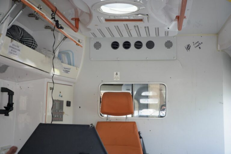 Soccorritore del 118 preso a calci e pugni nel siracusano