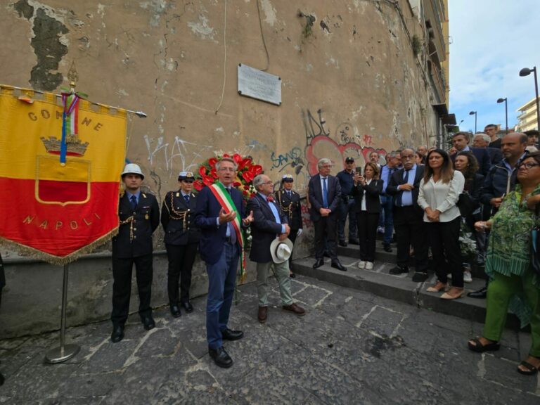 Napoli ricorda Giancarlo Siani, Manfredi “Il suo messaggio resti vivo”