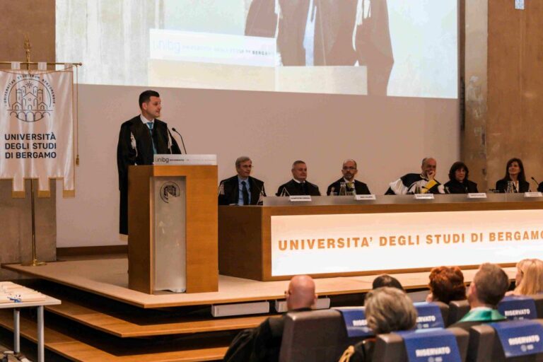 Unibg, Peter Benz a neodottori “Abbiate fiducia attiva e vitale”