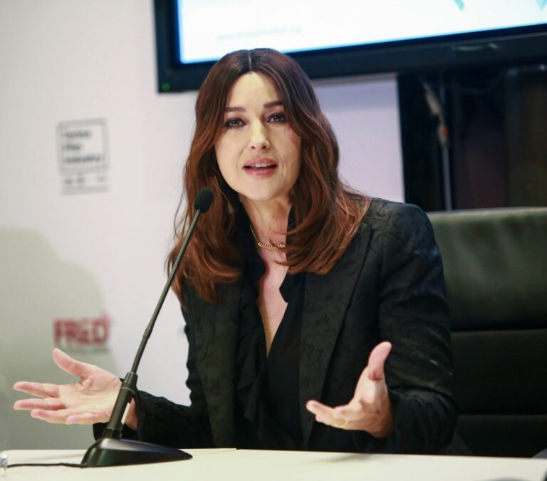 Monica Bellucci compie 60 anni