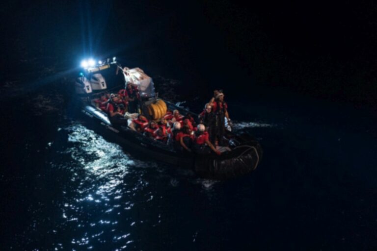 29 people adrift south of Lampedusa