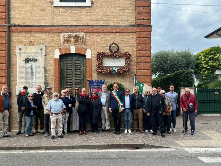 Venezia, al Lido cerimonia per 80° anniversario morte partigiano Gallo